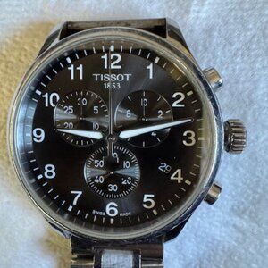 Tissot 1853 Chronograph Date Window Men's Wristwatch Black Bezel. T116617A
